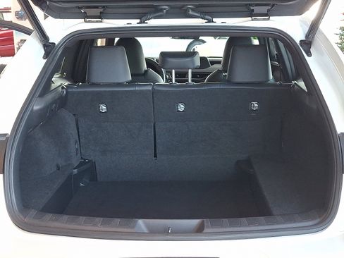 Used 2021 Lexus UX 250h w/ Premium Package image 29