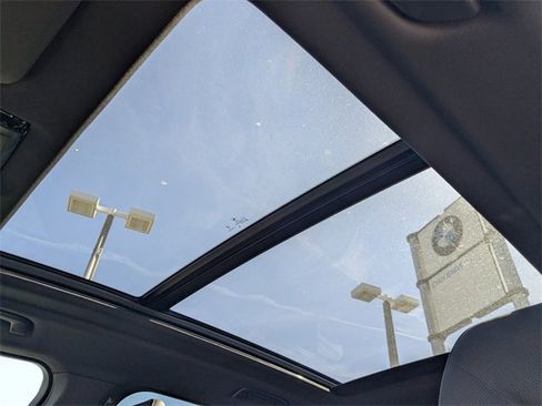 New 2026 BMW X5 M60i w/ Climate Comfort Package image 23