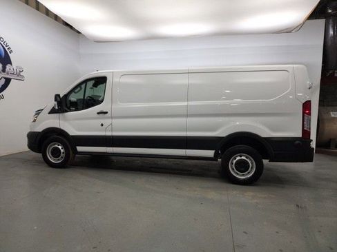 New 2024 Ford Transit 250 Low Roof RWD image 3