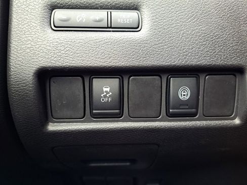 Used 2024 Nissan Murano SV image 15