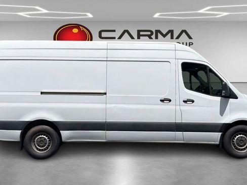 Used 2021 Mercedes-Benz Sprinter 2500 image 6