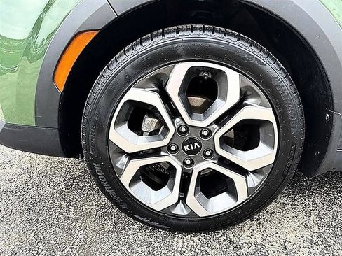 Used 2021 Kia Soul X-Line FWD image 14