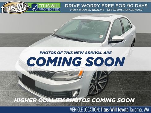 Used 2013 Volkswagen Jetta GLI Autobahn image 2