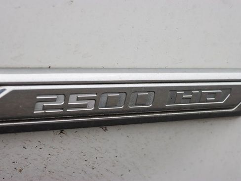 Used 2024 Chevrolet Silverado 2500 High Country w/ Technology Package image 6