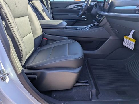 New 2026 Chevrolet Traverse LT image 39