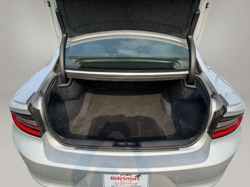 Used 2019 Dodge Charger SXT AWD/4WD image 36