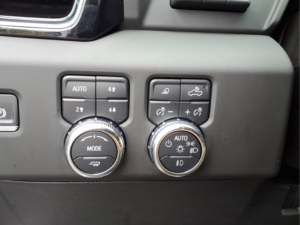 Used 2025 GMC Sierra 2500 Denali w/ Denali Reserve Package AWD/4WD image 14