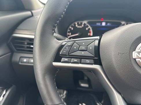 Used 2025 Nissan Altima 2.5 SL image 15