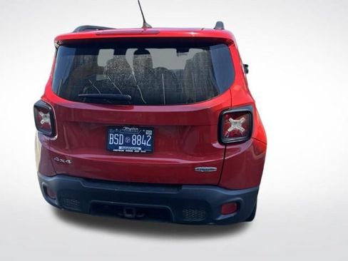Used 2015 Jeep Renegade Latitude w/ Trailer Tow Group AWD/4WD image 8