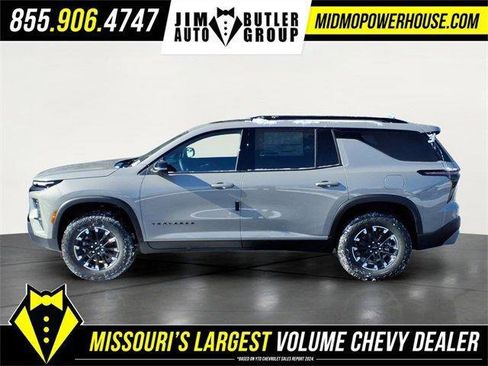 New 2026 Chevrolet Traverse Z71 w/ Driver Confidence Package image 2