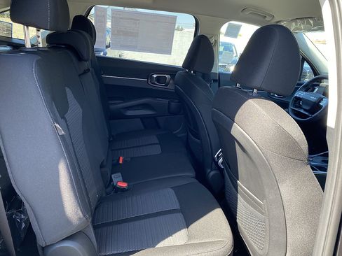 New 2026 Kia Sorento LX FWD image 22