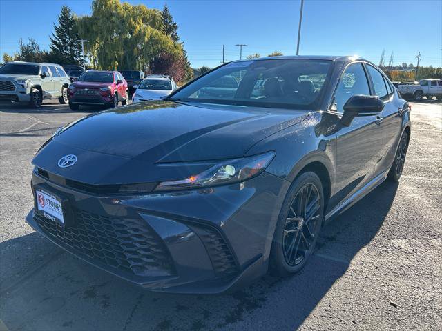 Certified 2025 Toyota Camry SE FWD image 1