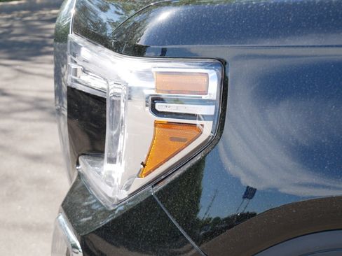 Used 2020 GMC Sierra 1500 Denali w/ Denali Premium Package AWD/4WD image 16