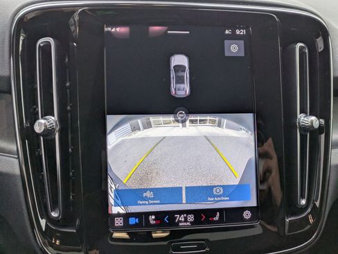 Certified 2023 Volvo C40 P8 Recharge Ultimate image 20