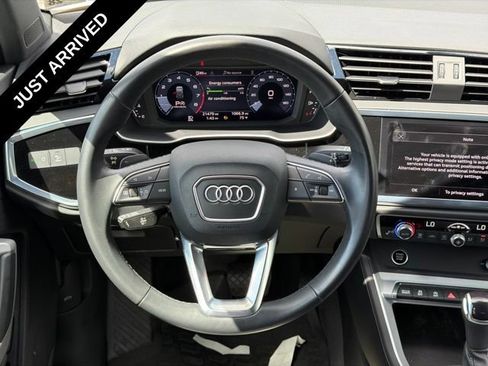 Used 2023 Audi Q3 2.0T Premium w/ Convenience Package AWD/4WD image 8
