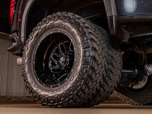 Used 2024 GMC Sierra 3500 Denali Ultimate image 15