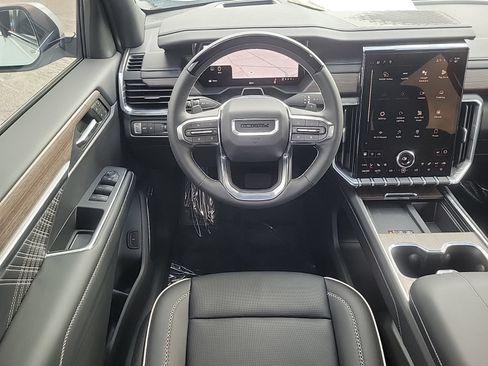 New 2026 GMC Acadia Denali w/ Super Cruise Package FWD image 12