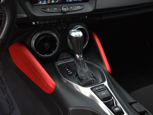 Used 2020 Chevrolet Camaro SS image 18