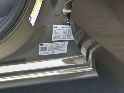 Used 2024 GMC Sierra 1500 AT4X image 39