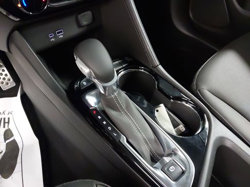 Used 2024 Buick Encore GX Sport Touring w/ Experience Buick Package image 22