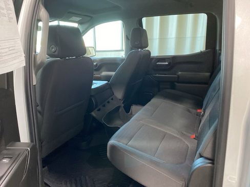 Used 2022 Chevrolet Silverado 1500 LT AWD/4WD image 15