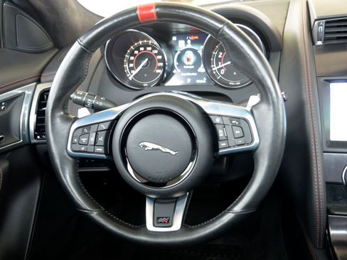 Used 2020 Jaguar F-TYPE Coupe image 19