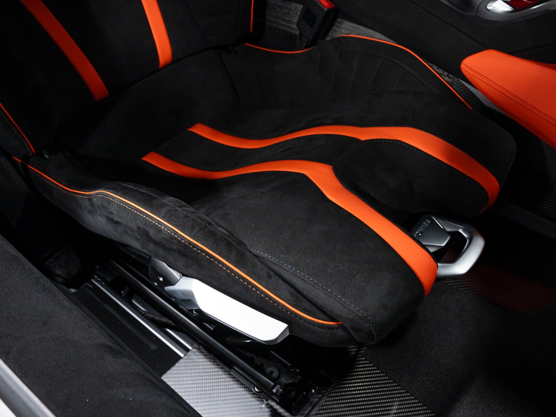 Used 2024 Lamborghini Huracan STO RWD image 85