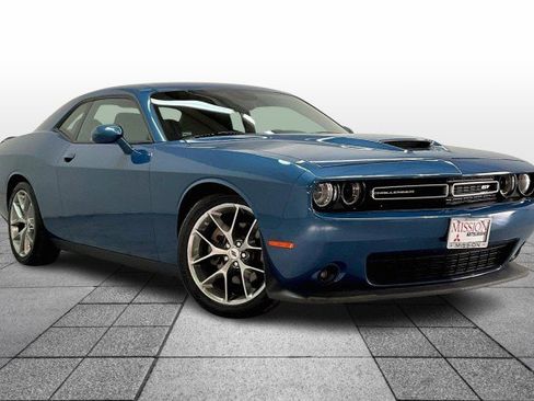Used 2022 Dodge Challenger GT image 2
