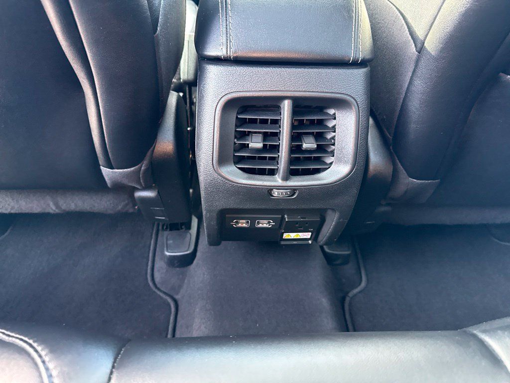 Certified 2022 Jeep Cherokee Latitude Lux w/ Sun & Sound Group AWD/4WD image 21