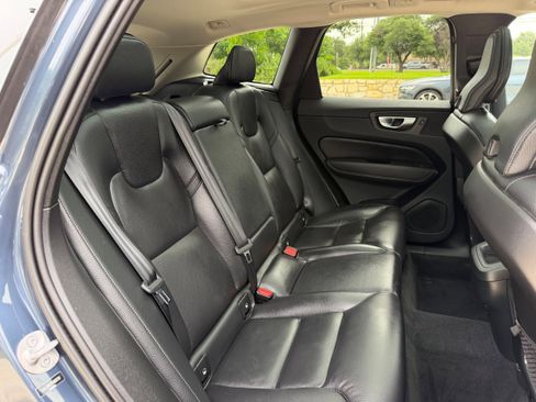 Certified 2024 Volvo XC60 B5 Plus w/ Climate Package AWD/4WD image 12