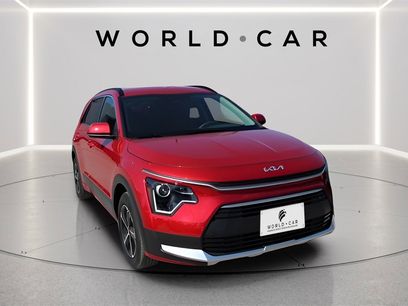 Used 2025 Kia Niro LX