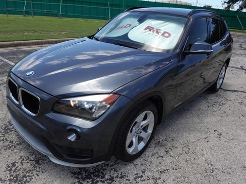 Used 2015 BMW X1 sDrive28i RWD image 3