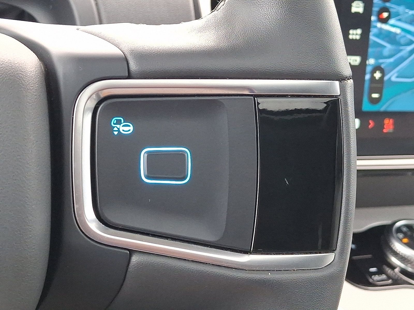 Used 2025 Ford Expedition Active AWD/4WD image 23