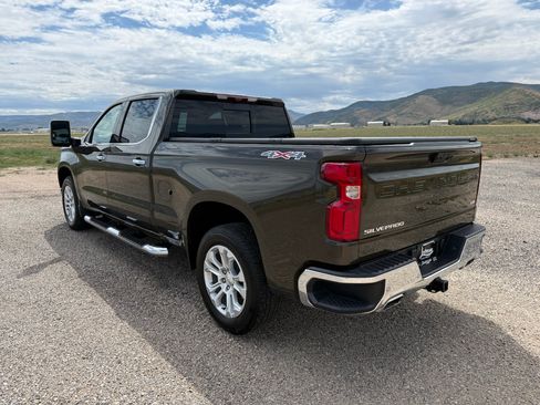 Used 2023 Chevrolet Silverado 1500 LTZ w/ LTZ Premium Package AWD/4WD image 5