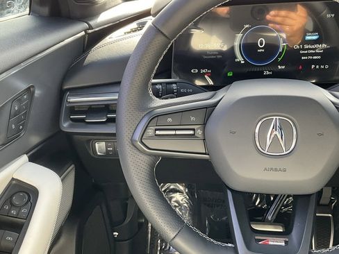 Used 2024 Acura ZDX A-Spec image 39