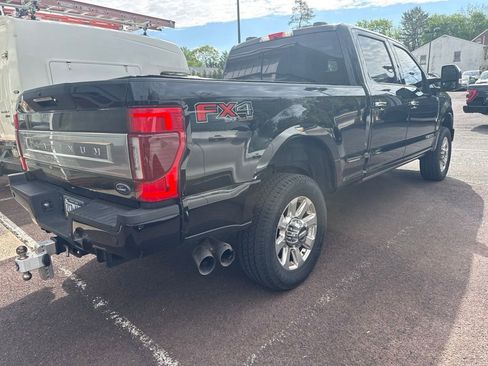 Used 2020 Ford F250 Platinum w/ FX4 Off-Road Package AWD/4WD image 4