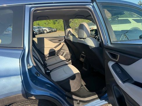 Used 2022 Subaru Forester AWD/4WD image 29