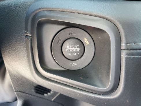 Used 2024 Jeep Wrangler Sahara w/ Safety Group image 21