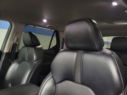 Used 2023 Honda Pilot EX-L image 17
