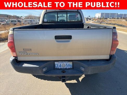Used 2005 Toyota Tacoma 4x4 Regular Cab image 4