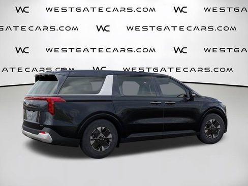 New 2026 Kia Carnival LXS FWD image 8