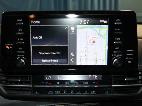 Used 2023 Toyota Sienna XSE image 20