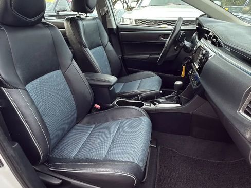 Used 2014 Toyota Corolla S image 17