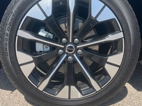 Used 2026 Volvo XC60 B5 Plus w/ Climate Package AWD/4WD image 32