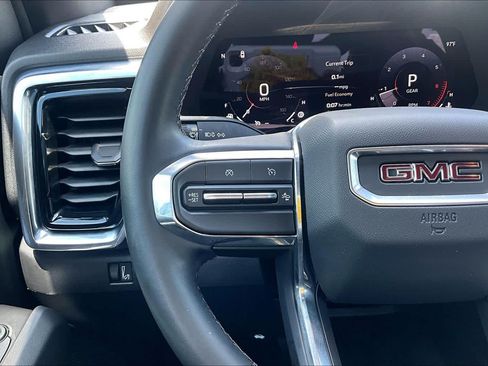 Used 2024 GMC Canyon Elevation w/ Elevation Premium Package RWD image 24