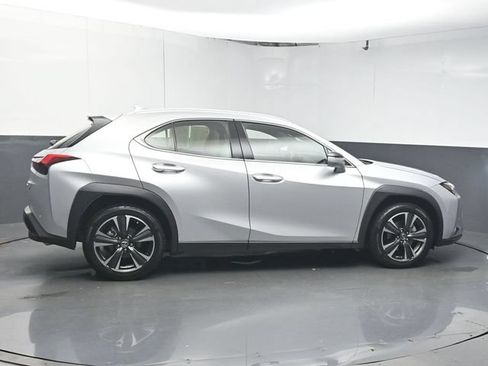 Used 2020 Lexus UX 200 w/ Premium Package FWD image 8