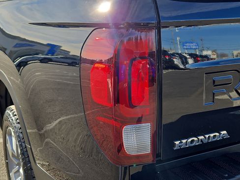 Used 2025 Honda Ridgeline RTL image 11