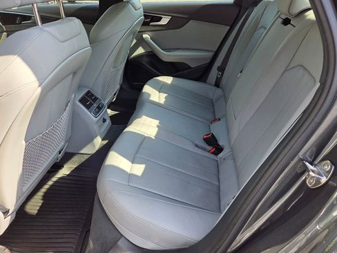 Used 2022 Audi A4 2.0T Premium Plus image 13