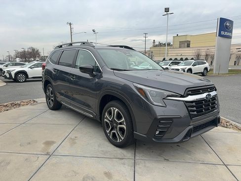 Certified 2025 Subaru Ascent Limited w/ Popular Package #2 image 4