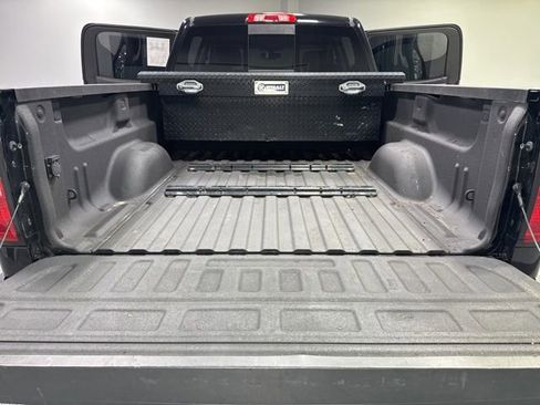 Used 2017 Chevrolet Silverado 3500 LT w/ LT Convenience Package AWD/4WD image 28